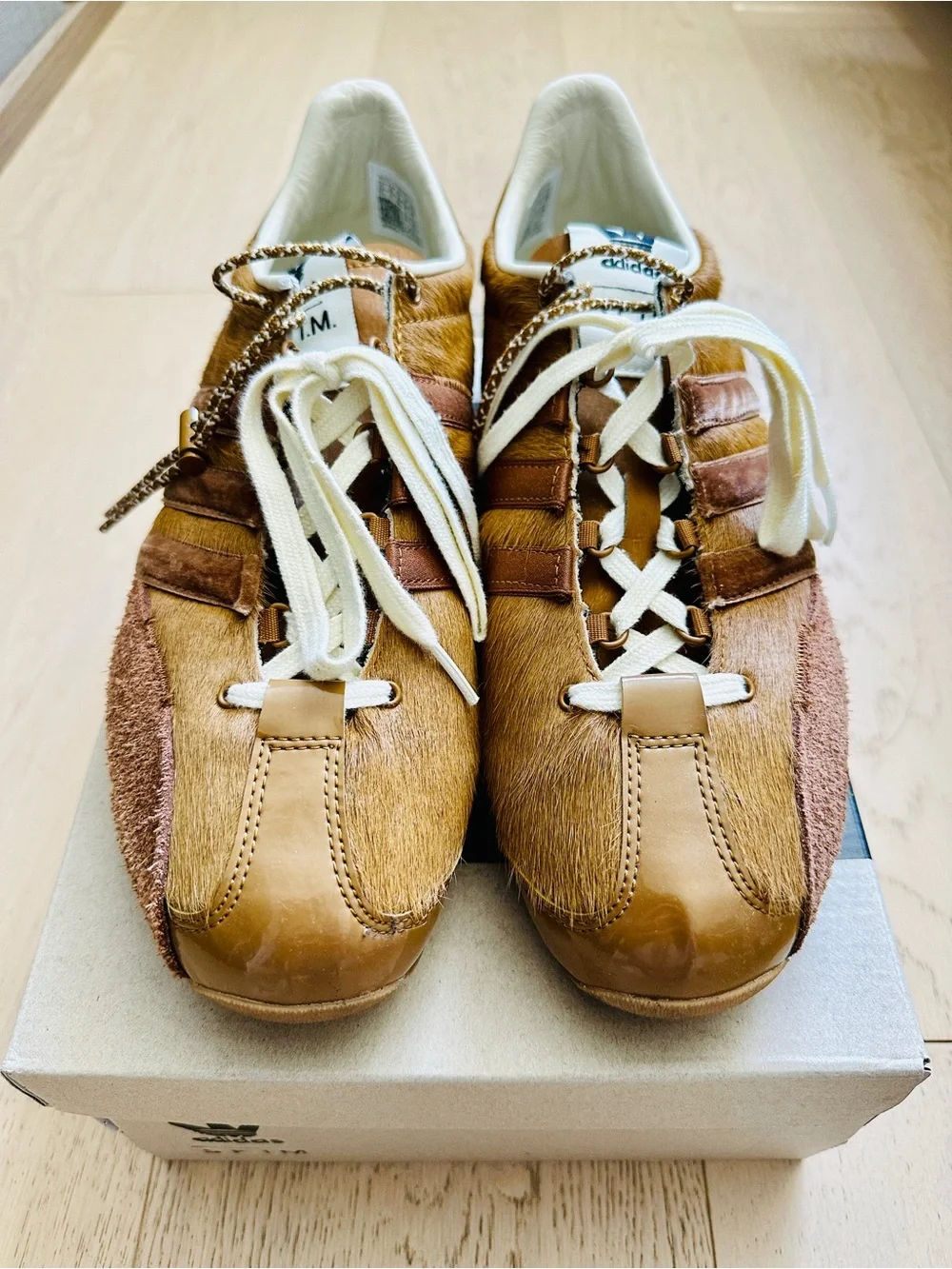 Adidas song for the mute country OG US11.5
